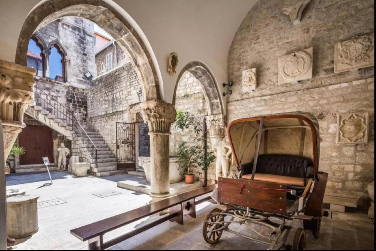 Apartman Saga Split Bagian luar foto